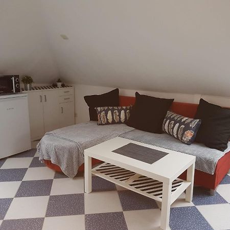 Ruhige Gemuetliche Ferienwohnung In Karlsruhe Daxlanden Fuer Monteure, Pendler, Geschaefsreisen, Wochenendreisen Eksteriør billede