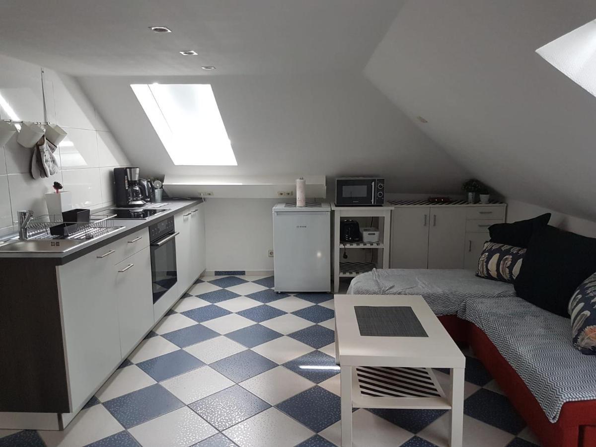 Ruhige Gemuetliche Ferienwohnung In Karlsruhe Daxlanden Fuer Monteure, Pendler, Geschaefsreisen, Wochenendreisen Eksteriør billede