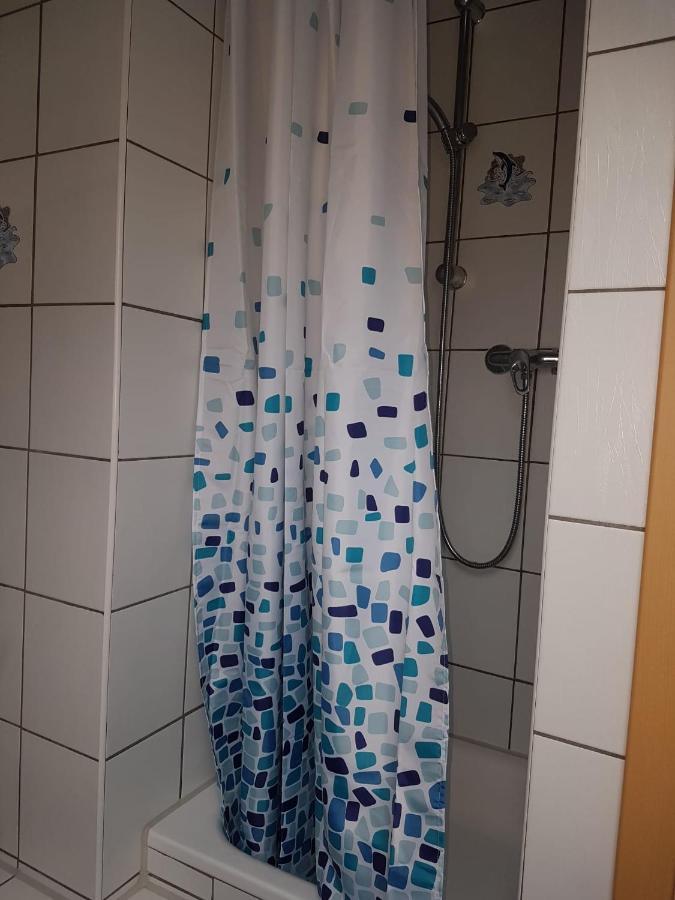 Ruhige Gemuetliche Ferienwohnung In Karlsruhe Daxlanden Fuer Monteure, Pendler, Geschaefsreisen, Wochenendreisen Eksteriør billede