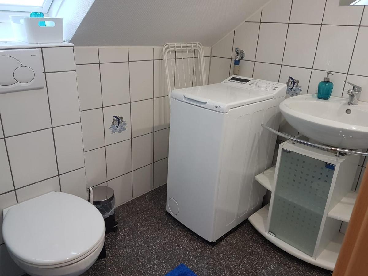 Ruhige Gemuetliche Ferienwohnung In Karlsruhe Daxlanden Fuer Monteure, Pendler, Geschaefsreisen, Wochenendreisen Eksteriør billede